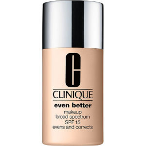 Clinique Even Better foundation for glowy skin trend