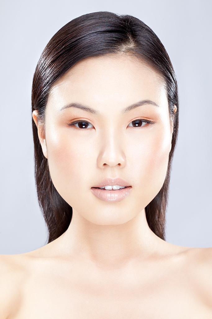 Airbrushing for Chinese brides in Toronto and GTA